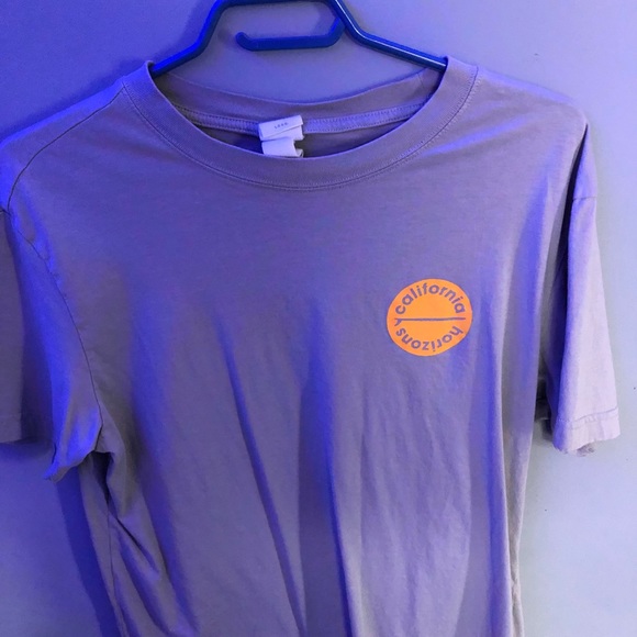 H&M Cali Tee - Picture 1 of 2